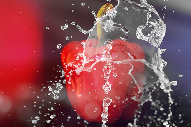 How to stay well hydrated with water rich superfoods